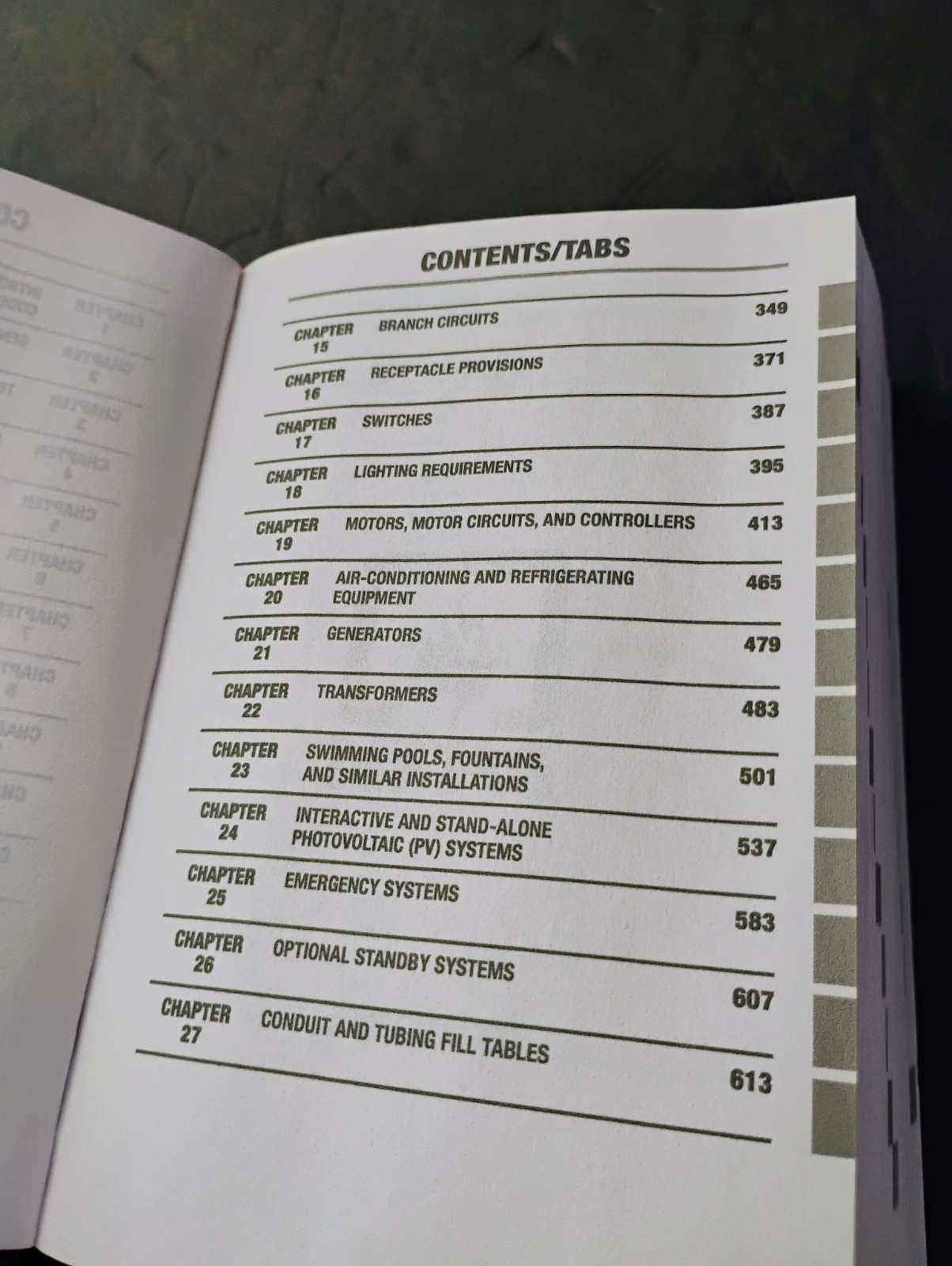 NFPA 70, National Electrical Code : 2023 Edition by National Fire Protection PB