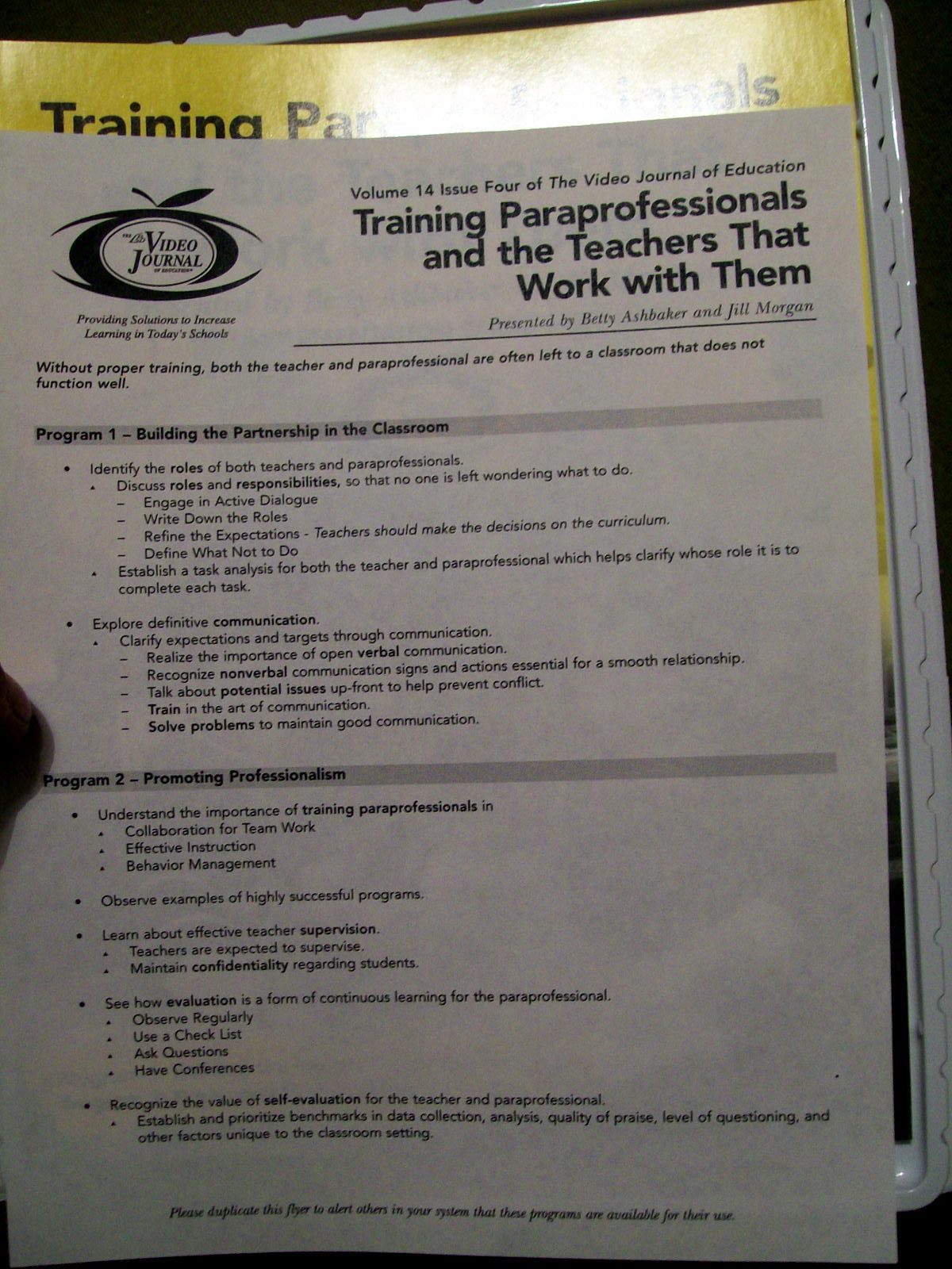 Training Paraprofessionals & the Teachers that Work with Them (Mixed Media Kit)