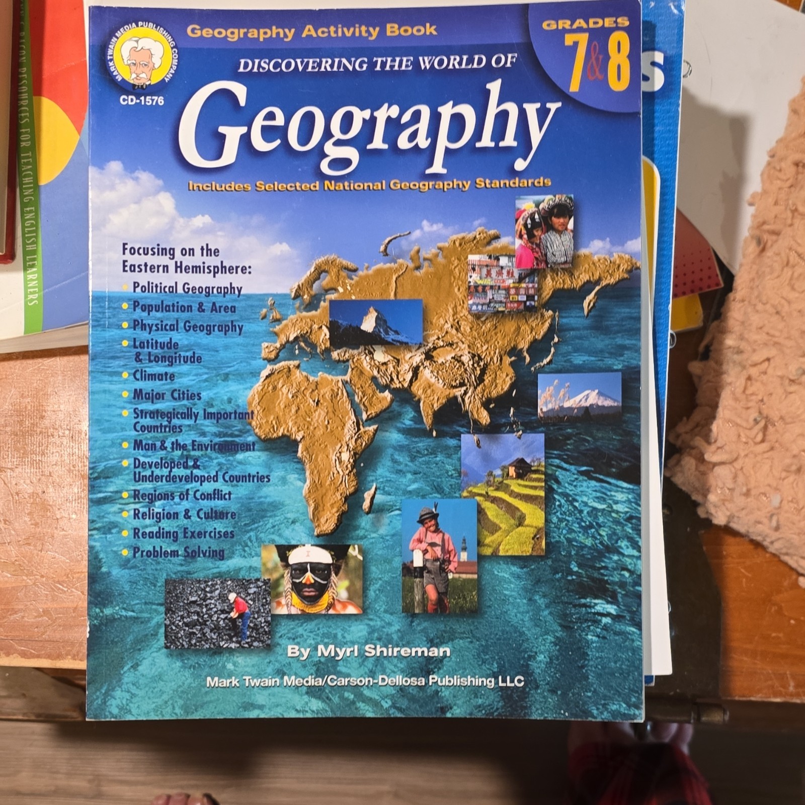 Mark Twain Media Discovering the World of Geography Activity Book Gr 7-8