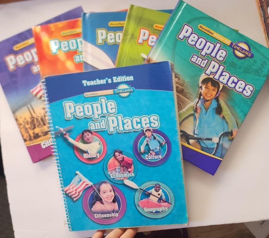 Macmillan/Mcgraw-Hill Social Studies People and Places Homeschool Set Grade 2