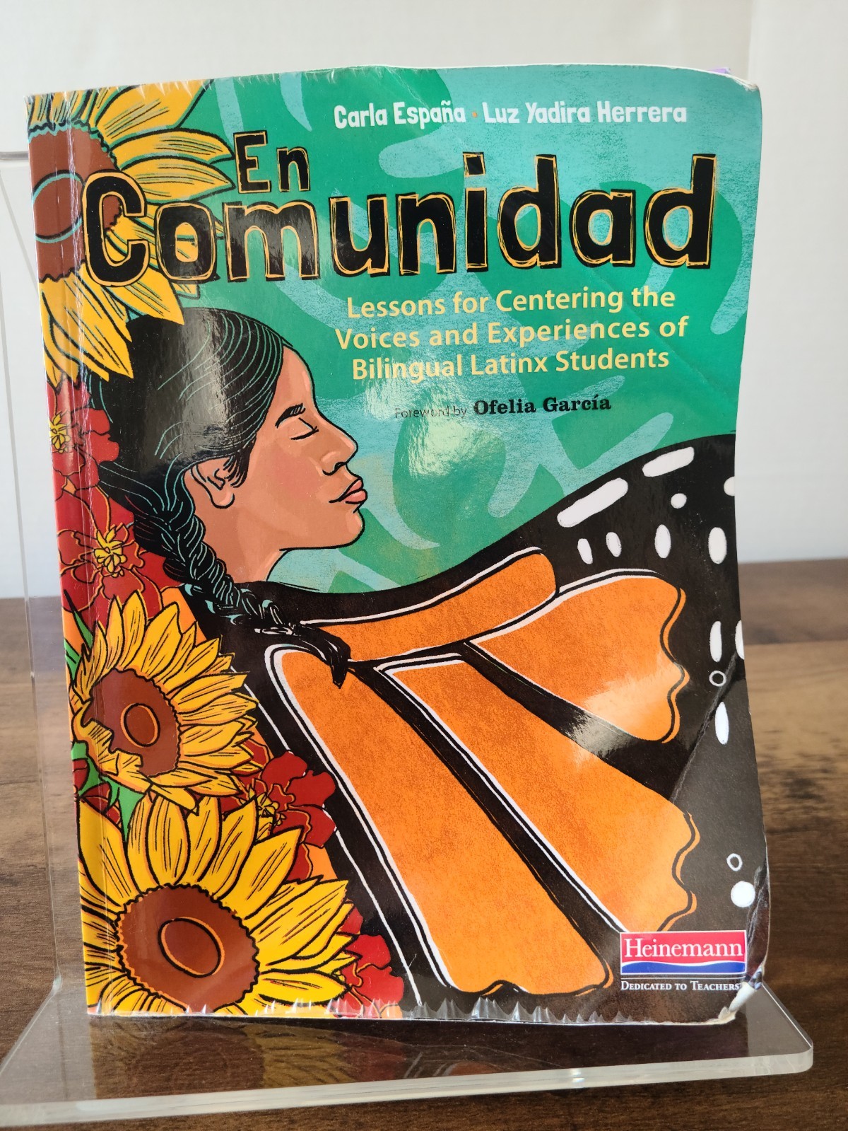 English Language Learners : En Comunidad Carla, Yadira Herrera, L
