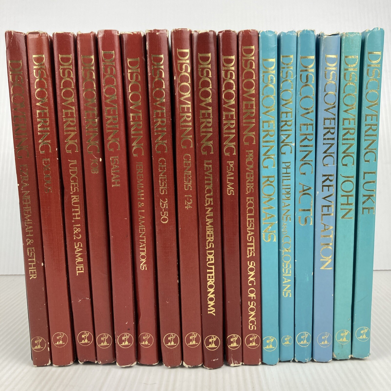 Lot of 17 Guideposts Discovering Bible Study Program Old and New Testament HC