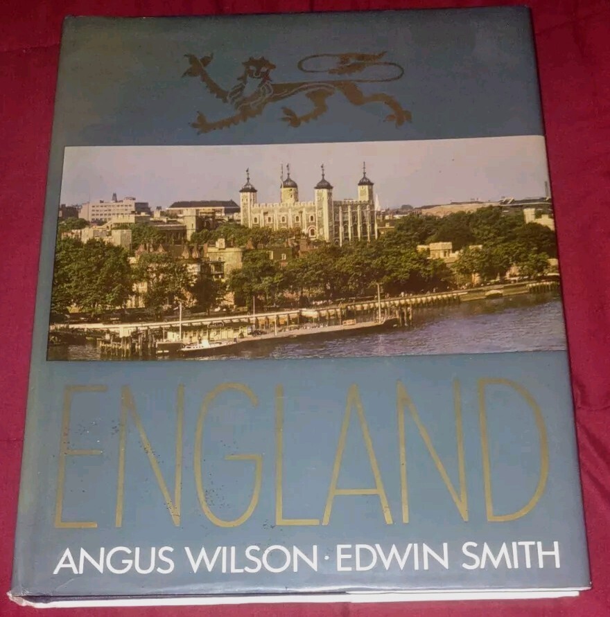 E N G L A N D AngusWilson • EdwinSmith HARDBACK As NEW FastFreeShippinG