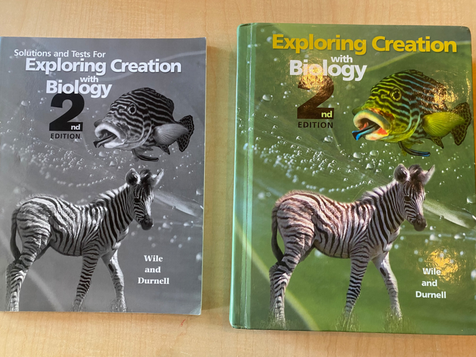 Exploring Creation with Biology 2nd: Text Book (Hardcover) & Solutions and Tests