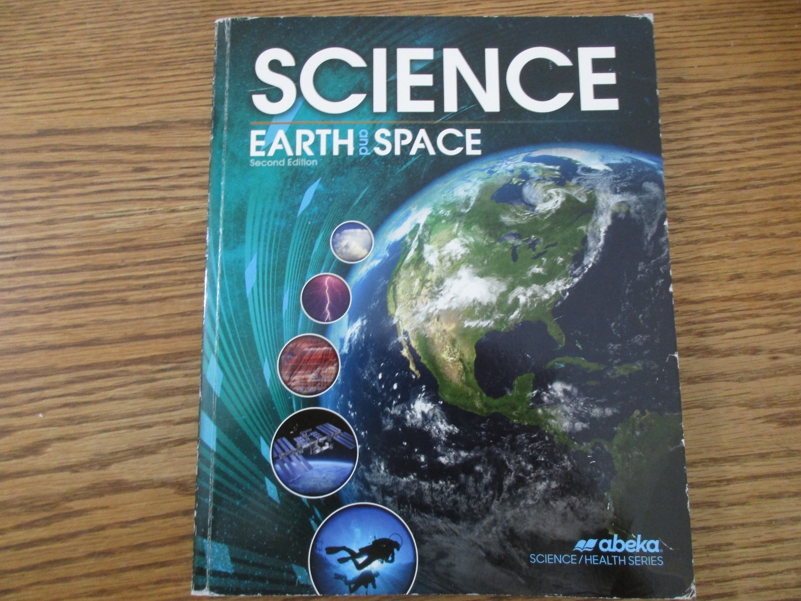 ABeka Science-Earth and Space (2nd edition) set (student/teacher editions/keys)