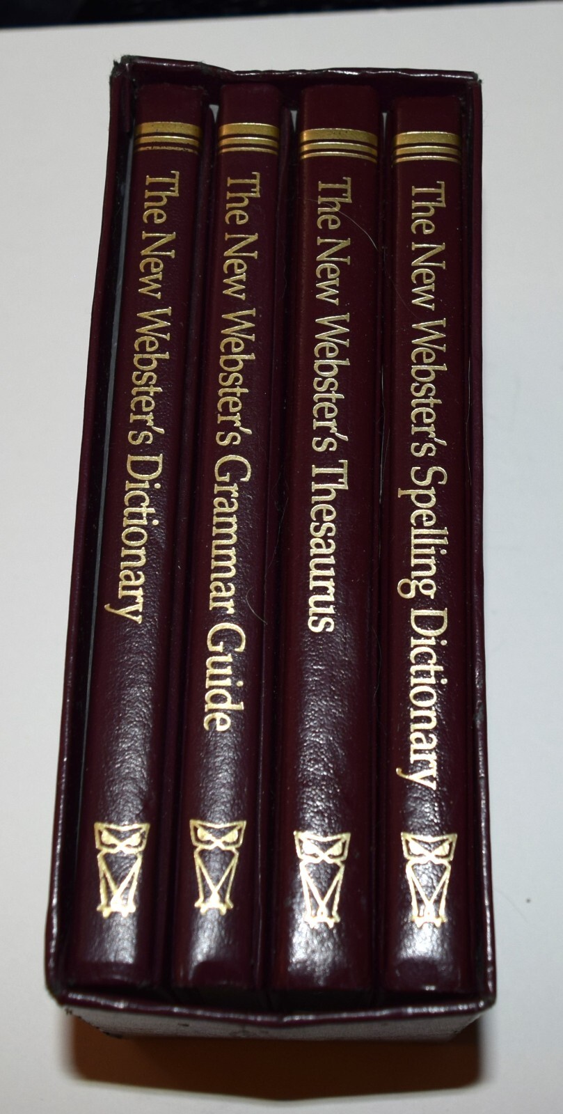 The New Websters Small Box Set 1986 & 1987 Dictionary, Thesaurus, 4 Book Set