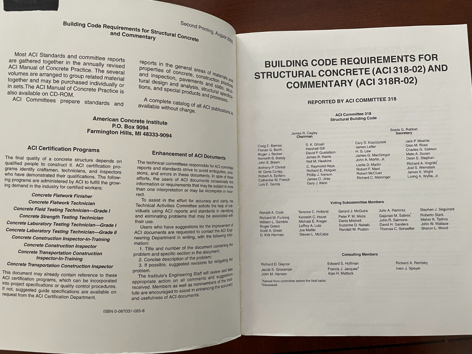 ACI 318-02 with PCA Notes (Building Code Requirements for Concrete)