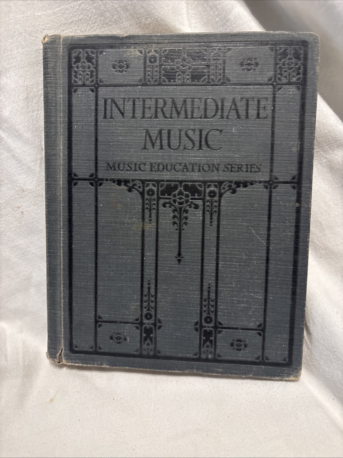 Antique Intermediate Music – Music Education Series 1924 HC First Ed
