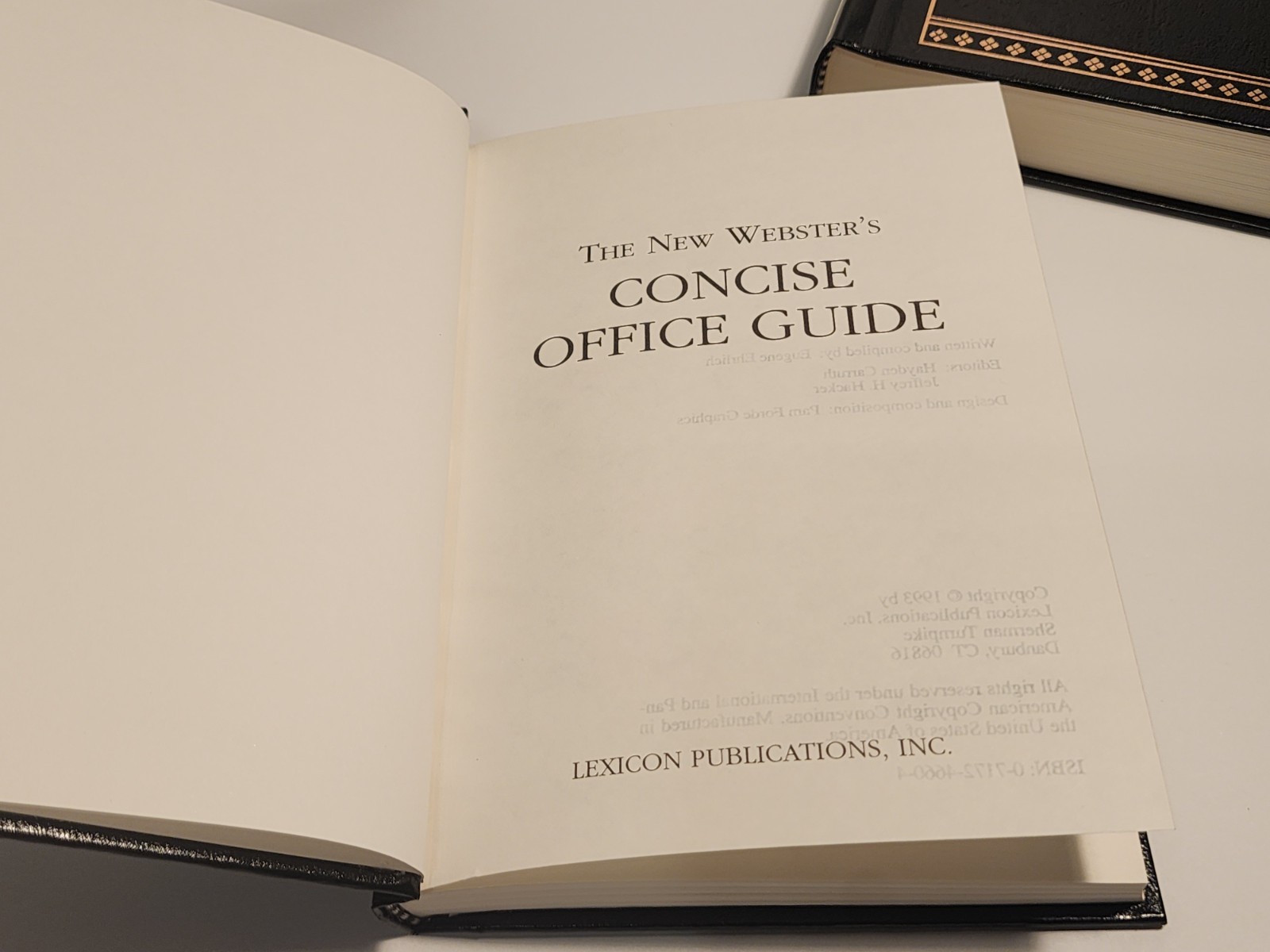 The New Webster’s Desk Reference Library 3 Volume Boxed Set – Dictionary 1993
