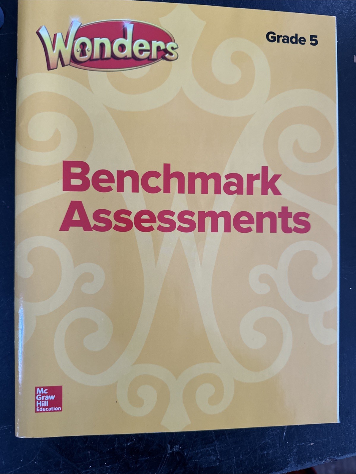 Wonders Benchmark Assessments, Grade 5 (ELEMENTARY CORE READING) [Spiral-bound]
