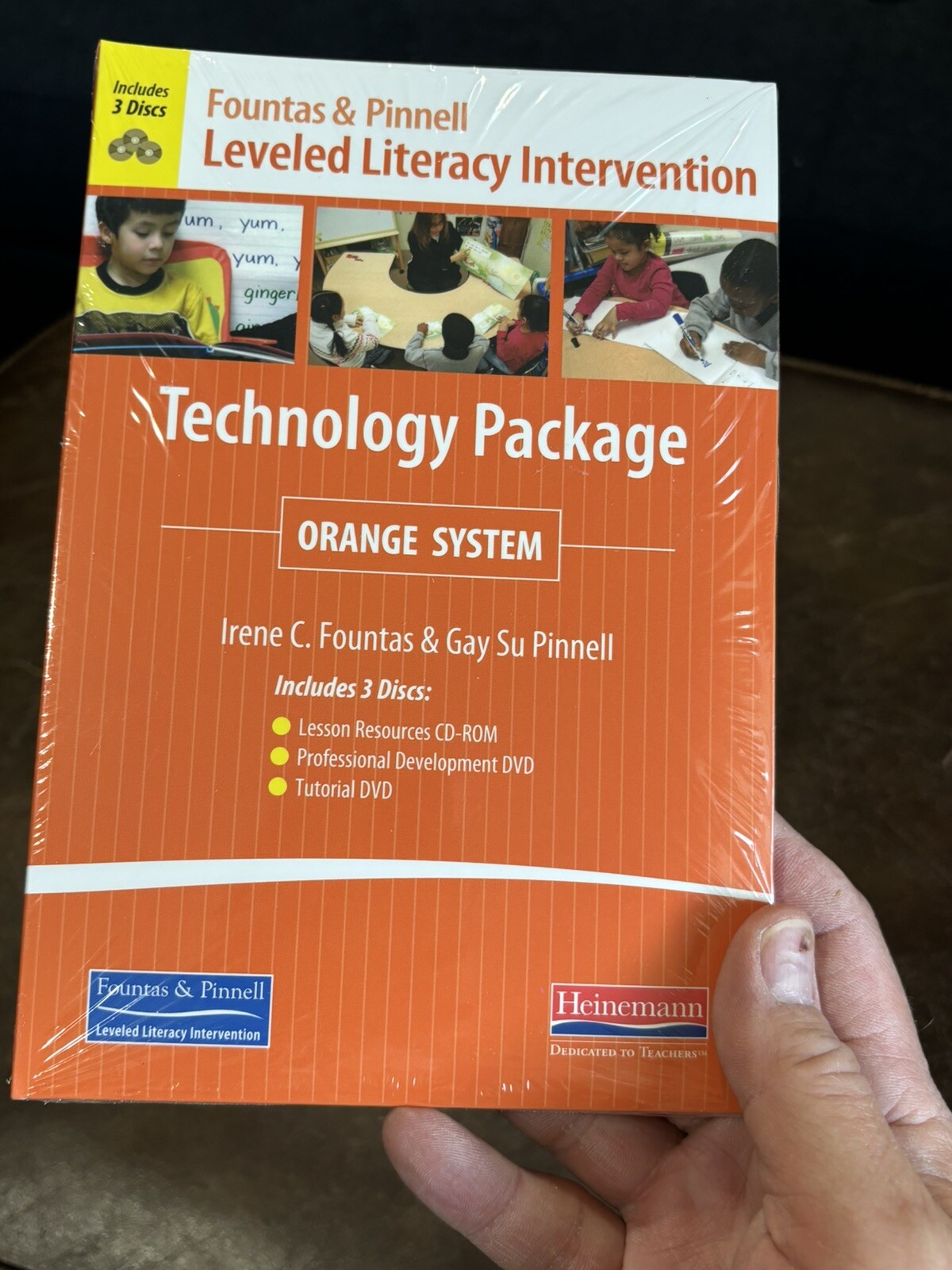 Fountas & Pinnell Leveled Literacy Intervention Orange System Technology Package