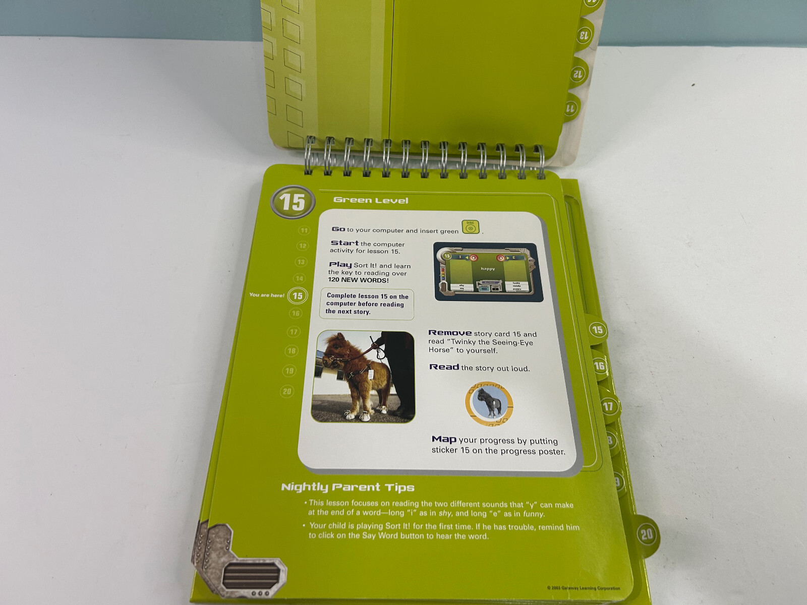 Hooked On Phonics Master Reader Flip Book with Computer Disk- Green Level