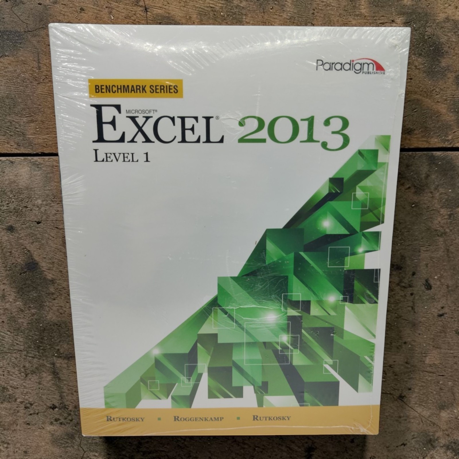 Benchmark Series Microsoft EXCEL 2013 Level 1 Rutkosky Roggenkamp Softcover w CD