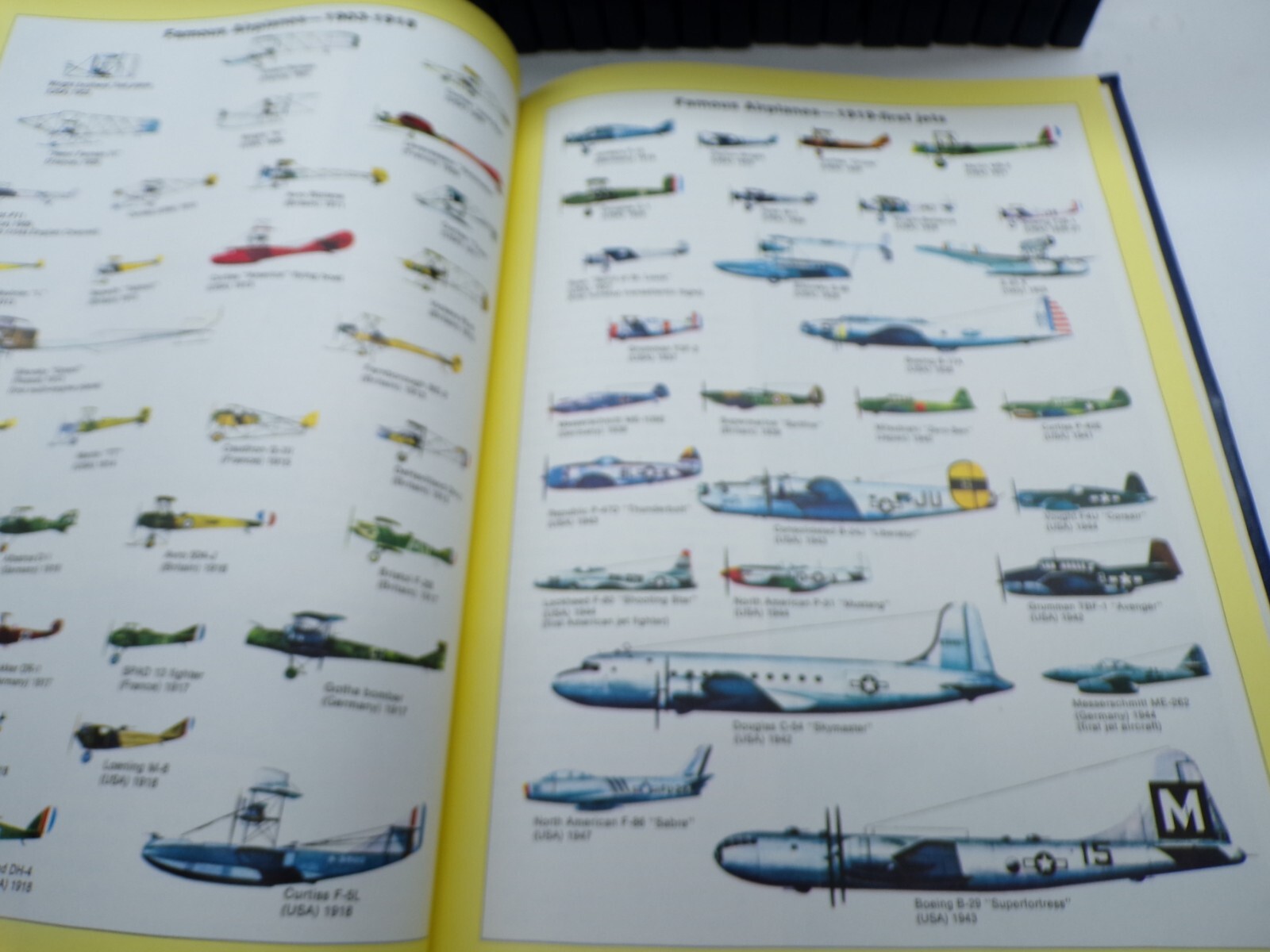 Young Students Learning Library 22 volumes with atlas Set of 23 Books hardback