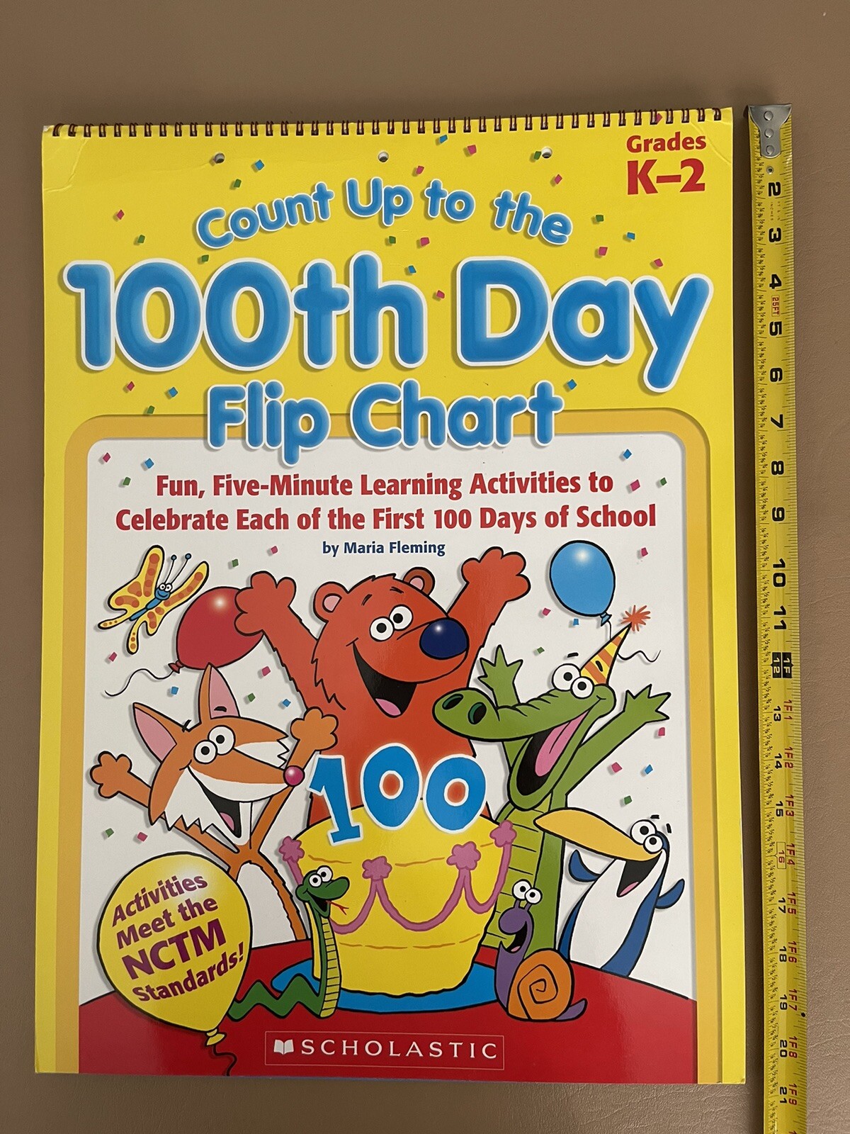 Count Up to the 100th Day Flip Chart: Fun, Five-Minute Learning Activitie