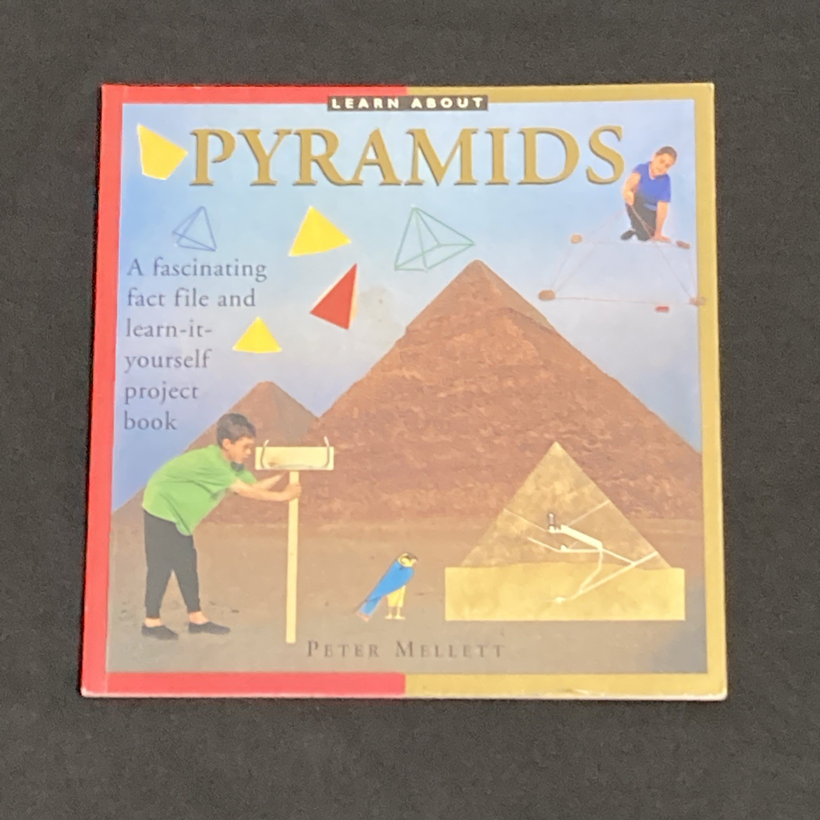 Pyramids (Learn About Series) – Softcover By Mellett, Peter – VERY GOOD