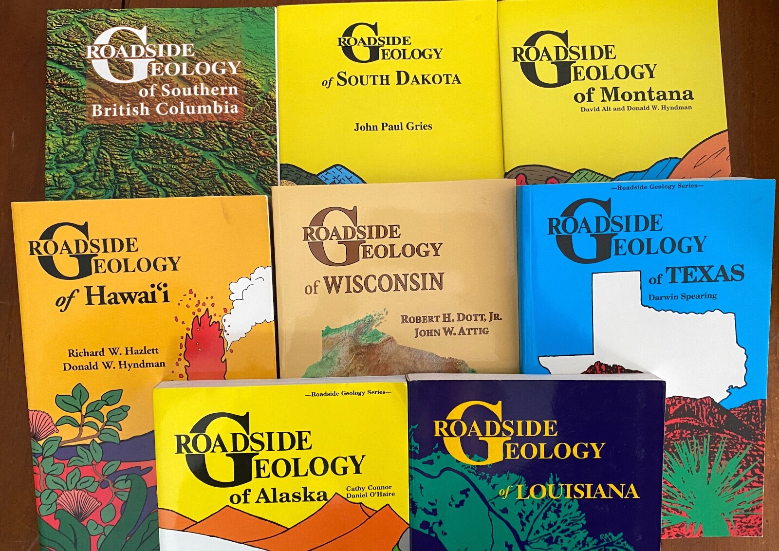Roadside Geology – choose one of 8 volumes: MT HI TX WI and others – Pristine