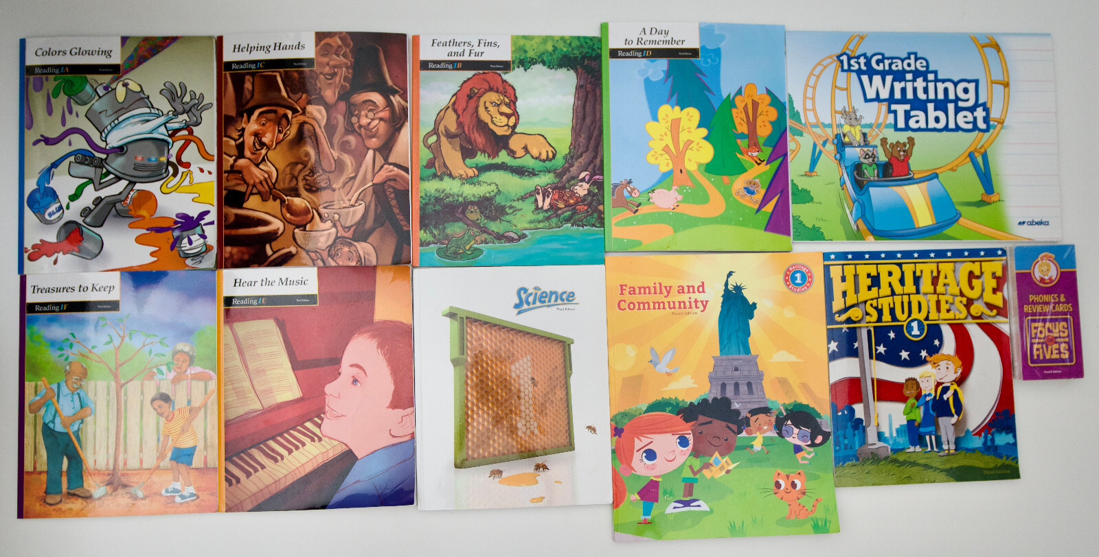 BJU Press Reading 1, Writing Tablet, Science 1, Heritage Studies 1 Phonics Cards