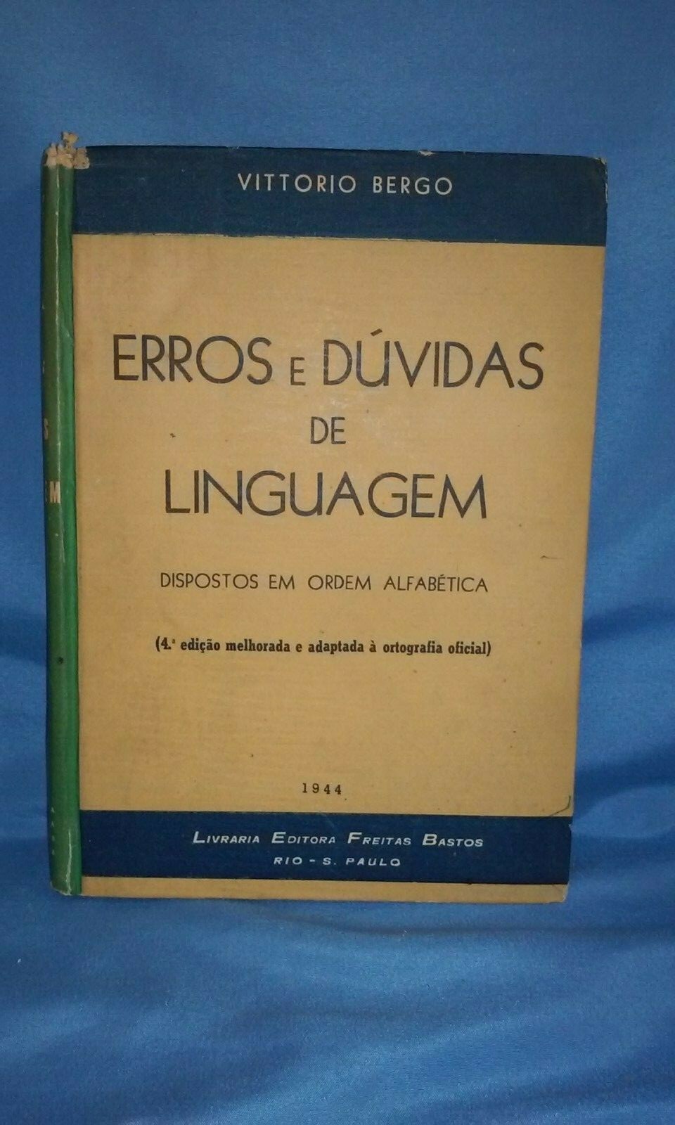 Erros e Duvidas de Linguagen Volumes I and II, 1944, Portuguese language, 200218