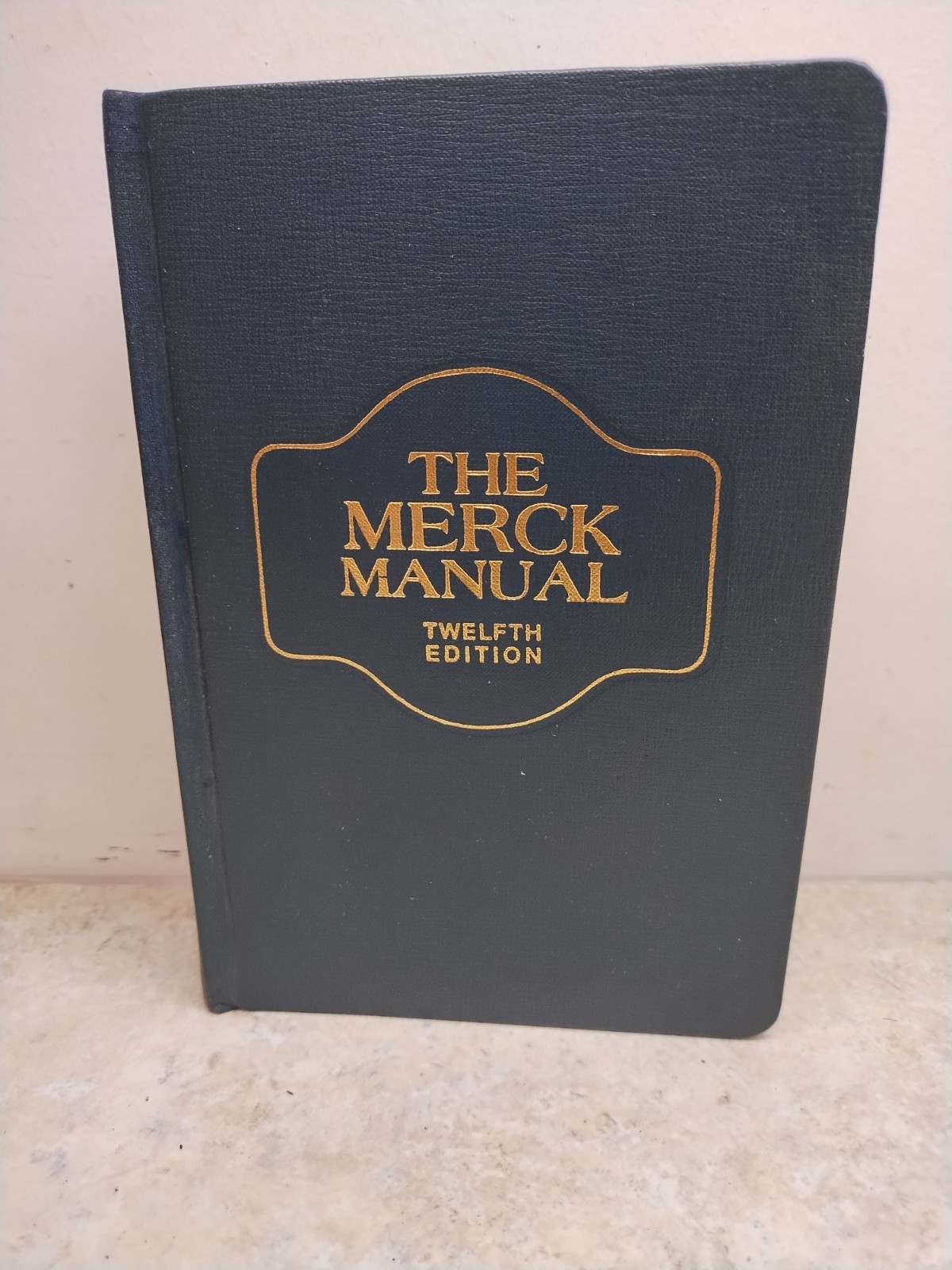 Vintage «The Merck Manual» 12th Edition Tabed Vintage 1972