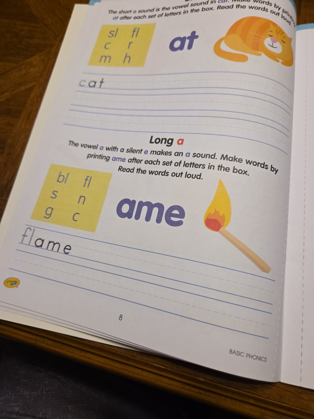 Crayola Grade1 Basic Skills Activity Book «Phonics 1»