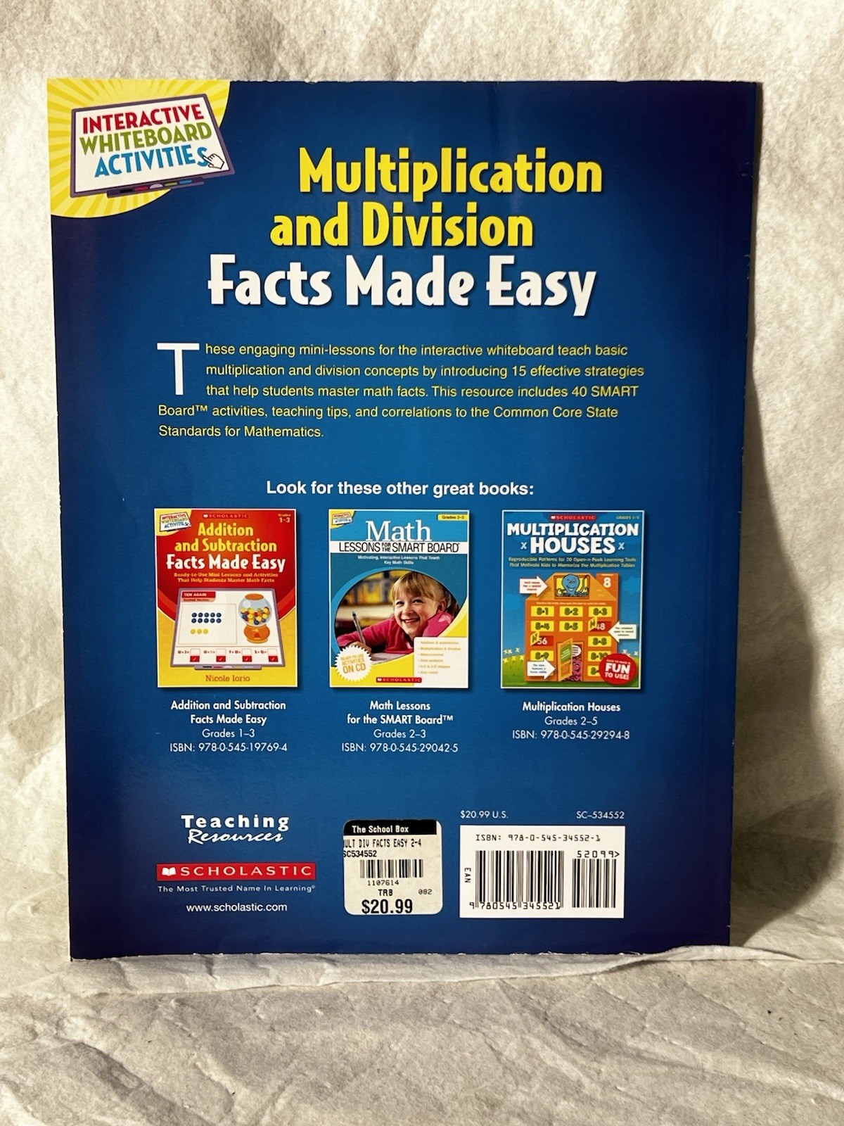 Multiplication and Division Facts Made Easy : Ready-to-Use (A)
