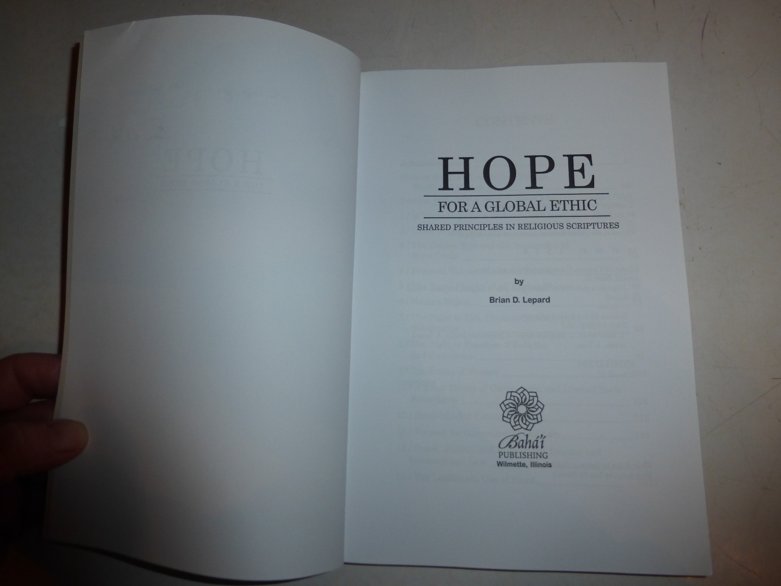 Hope for a Global EthicShared Principles in ReligiousScriptures,B.Lepard,SignBH3