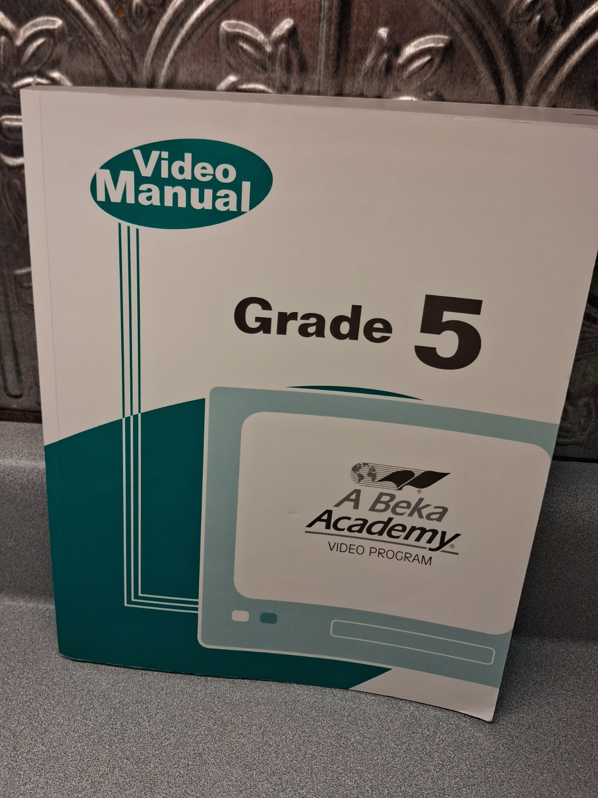 A Beka Academy Grade 5 Video Manual Like New!!!!! Condition